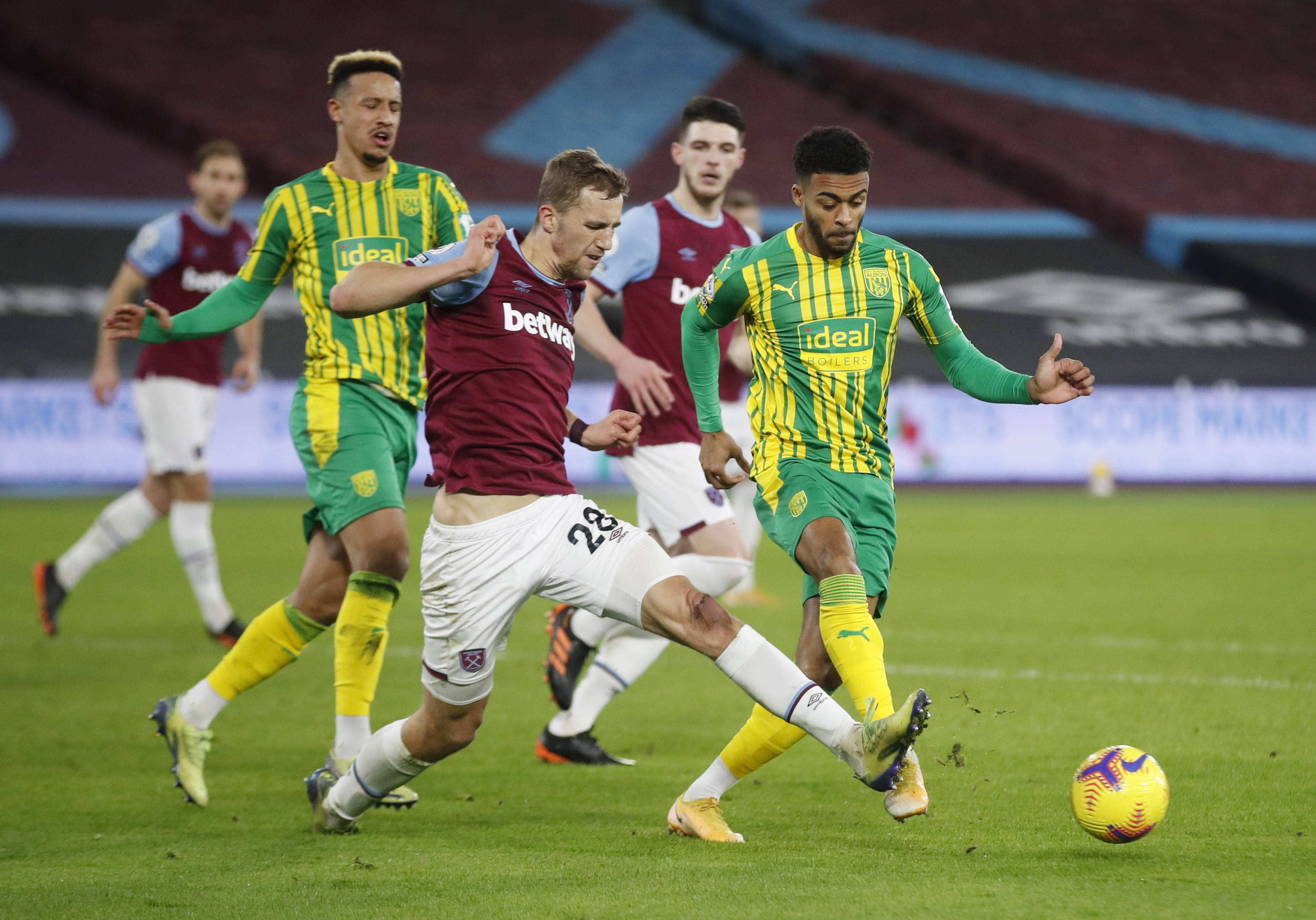 也使他在职 也使他在职